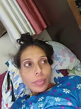 Snapshot of ISHANI-SINGH chatting on 06.10.26 ISHANI-SINGH online show from 06.10.26