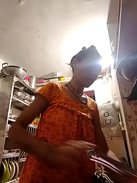 Snapshot of ISHANI-SINGH chatting on 06.16.26 ISHANI-SINGH online show from 06.16.26