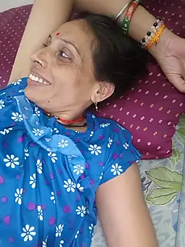 Snapshot of ISHANI-SINGH chatting on 06.19.26 ISHANI-SINGH online show from 06.19.26
