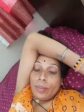 Snapshot of ISHANI-SINGH chatting on 06.25.26 ISHANI-SINGH online show from 06.25.26