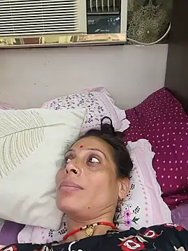 Snapshot of ISHANI-SINGH chatting on 07.11.26 ISHANI-SINGH online show from 07.11.26