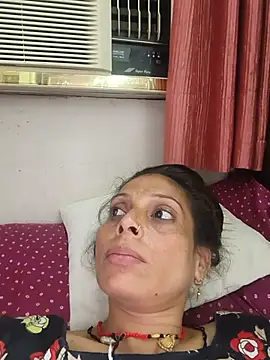 Snapshot of ISHANI-SINGH chatting on 07.13.26 ISHANI-SINGH online show from 07.13.26