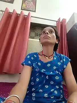 Snapshot of ISHANI-SINGH chatting on 07.27.26 ISHANI-SINGH online show from 07.27.26