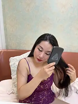 Candice888 online show from 05.18.26