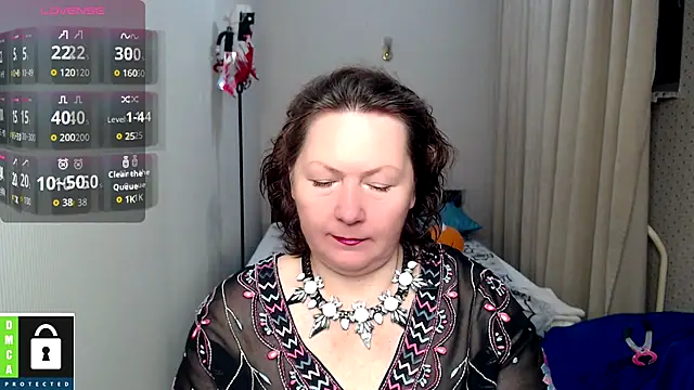 Snapshot of milf_hornys chatting on 10.21.25 milf hornys online show from 10.21.25