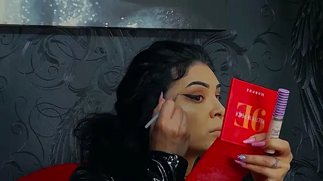 DevashaQueenX online show from 05.22.26
