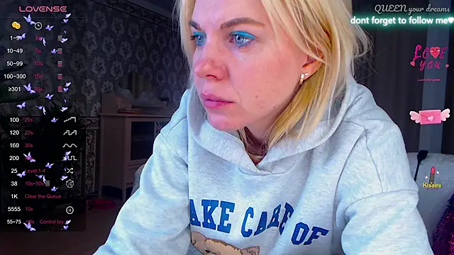 LiSinDoll online show from 04.16.26