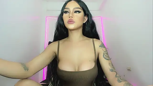 DazzlingDivaLiza online show from 04.08.26