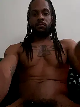 Snapshot of Taydagr8 chatting on 11.14.25 Taydagr8 online show from 11.14.25