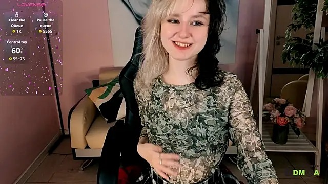 girl next doorr online show from 08.01.26