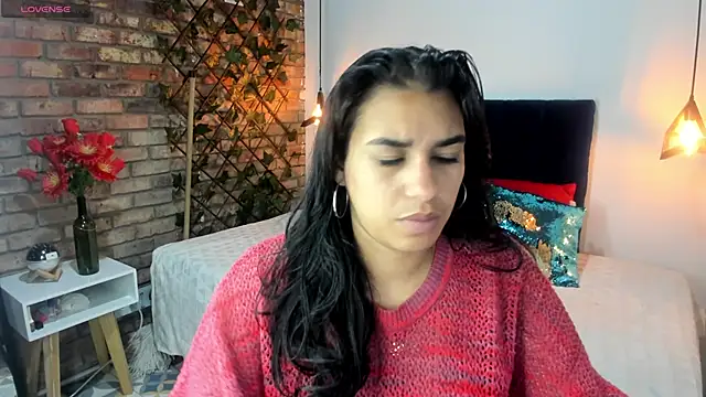 Lia Blake  online show from 02.14.26