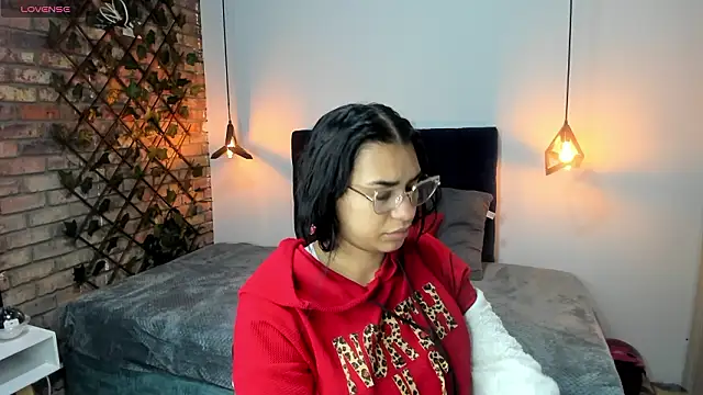 Lia Blake  online show from 03.06.26