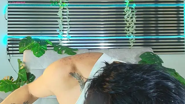 CamiiGuzmanX online show from 05.18.26