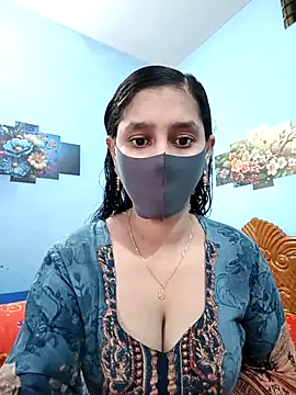 Cute Faria online show from 04.30.26