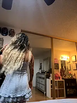 Chicagobabe online show from 09.14.25