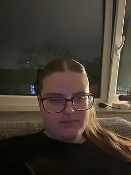 Snapshot of CurvyPaar2 chatting on 02.10.26 CurvyPaar2 online show from 02.10.26