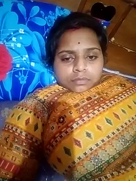 Snapshot of Hot_crety chatting on 09.21.25 Hot crety online show from 09.21.25