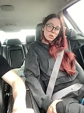 DanielleBabe online show from 05.12.26