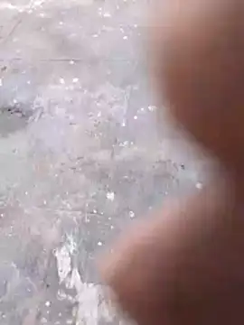 Snapshot of Wet_BunnyFun chatting on 11.04.25 Wet BunnyFun online show from 11.04.25