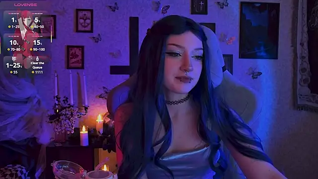 Snapshot of LiliLuna chatting on 07.13.26 LiliLuna online show from 07.13.26