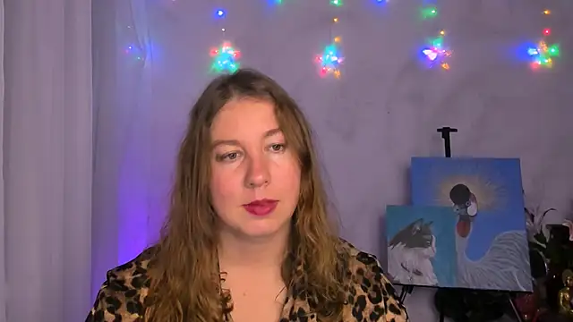 Snapshot of NancySanders chatting on 10.10.25 NancySanders online show from 10.10.25