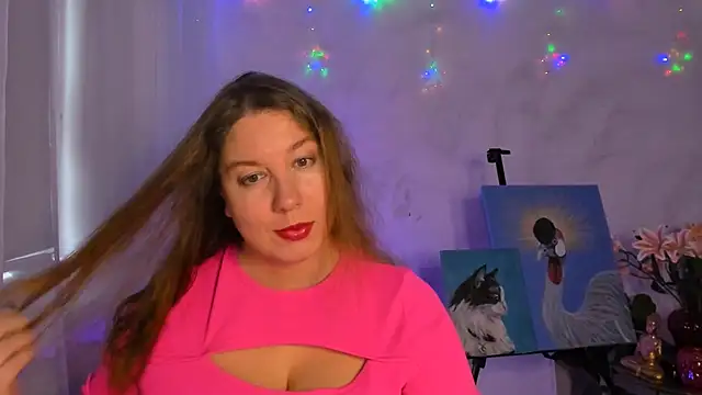 Snapshot of NancySanders chatting on 10.20.25 NancySanders online show from 10.20.25