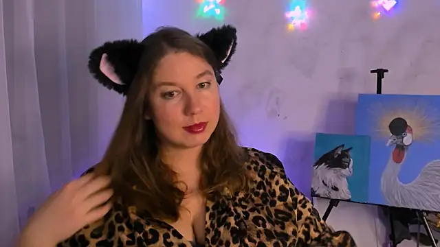 Snapshot of NancySanders chatting on 10.22.25 NancySanders online show from 10.22.25