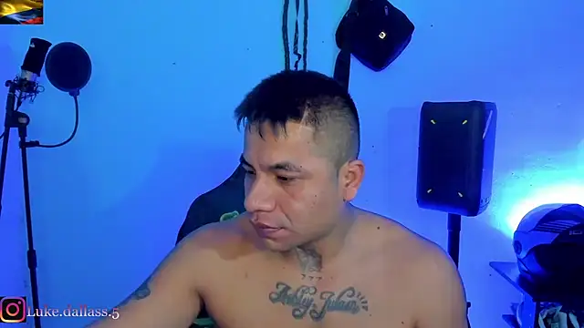 Snapshot of zeus_7777 chatting on 02.12.26 zeus 7777 online show from 02.12.26