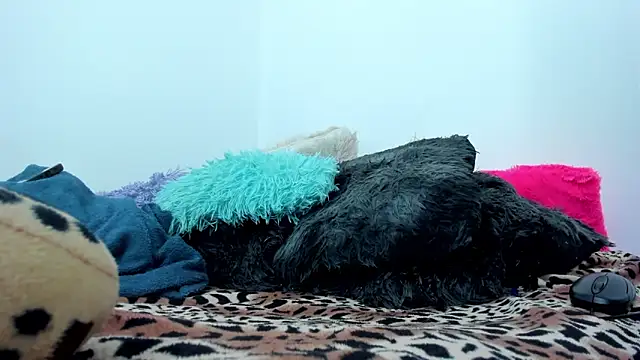 Snapshot of Adrianna_Arias chatting on 09.13.25 Adrianna Arias online show from 09.13.25