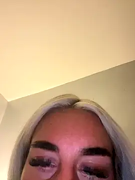 EllieMaeBaby online show from 09.12.25