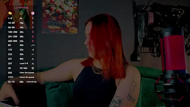 Snapshot of the_high_priestess chatting on 06.22.26 the high priestess online show from 06.22.26