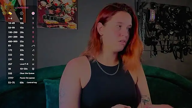 Snapshot of the_high_priestess chatting on 06.30.26 the high priestess online show from 06.30.26