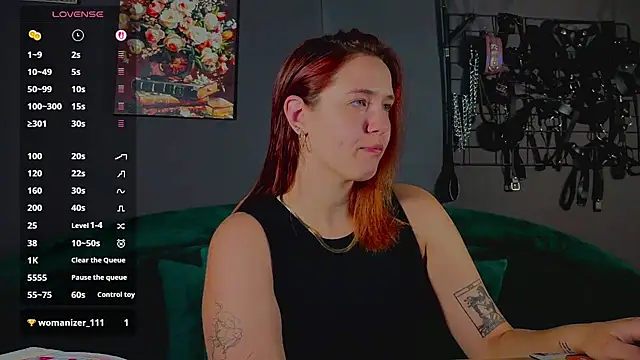 Snapshot of the_high_priestess chatting on 07.19.26 the high priestess online show from 07.19.26