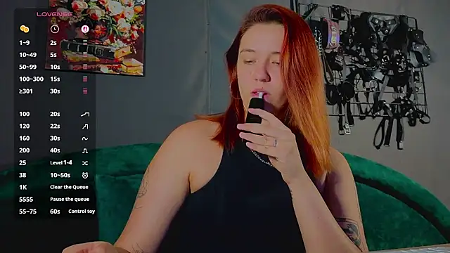 Snapshot of the_high_priestess chatting on 07.20.26 the high priestess online show from 07.20.26