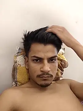 Snapshot of KaranSingh0m chatting on 05.02.26 KaranSingh0m online show from 05.02.26