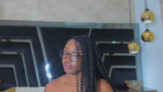 Snapshot of YallianaBrooks chatting on 07.17.26 YallianaBrooks online show from 07.17.26