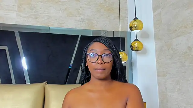 Snapshot of YallianaBrooks chatting on 07.27.26 YallianaBrooks online show from 07.27.26