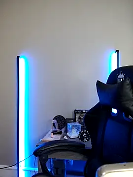 Snapshot of perversus12 chatting on 02.20.26 perversus12 online show from 02.20.26