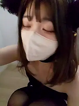 Snapshot of Sakura-japanese- chatting on 10.19.25 Sakura-japanese- online show from 10.19.25