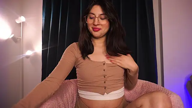 Auralea online show from 10.20.25