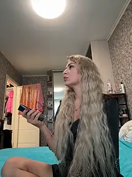 Snapshot of eva_sexxx chatting on 12.02.25 eva sexxx online show from 12.02.25