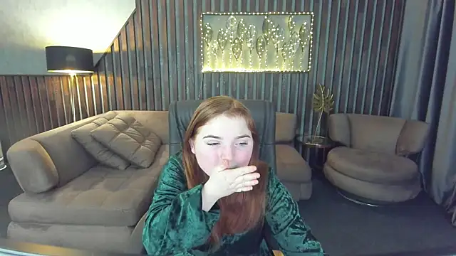 Snapshot of KattyRose8 chatting on 05.13.26 KattyRose8 online show from 05.13.26