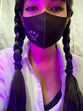 Snapshot of Neha18 chatting on 09.27.25 Neha18 online show from 09.27.25