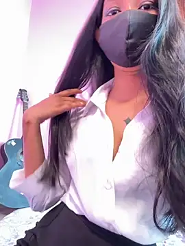 Snapshot of Neha18 chatting on 10.07.25 Neha18 online show from 10.07.25