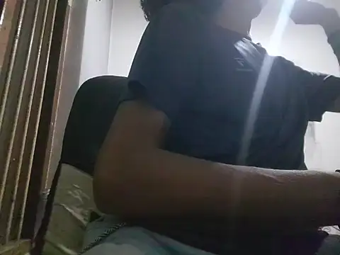 Ashy2001 online show from 09.17.25