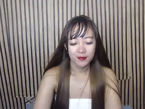 Snapshot of ur_petitejaya chatting on 07.30.26 ur petitejaya online show from 07.30.26
