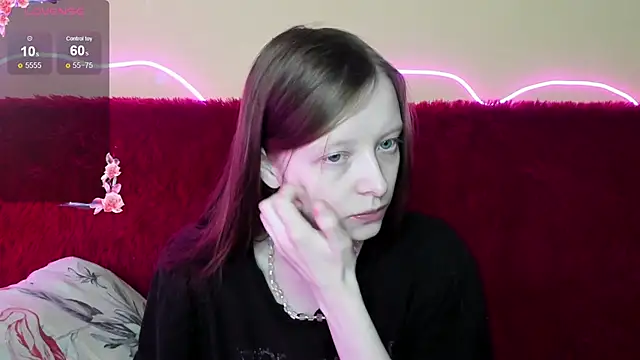 AliceHaris online show from 12.23.25