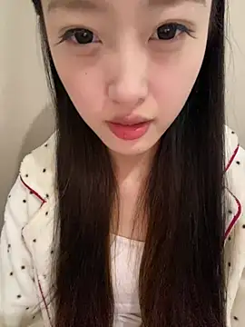 MengMeng0515 online show from 04.22.26