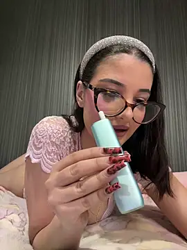 Larra69 online show from 03.10.26