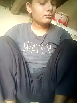 Snapshot of Hot_siiii chatting on 09.14.25 Hot siiii online show from 09.14.25